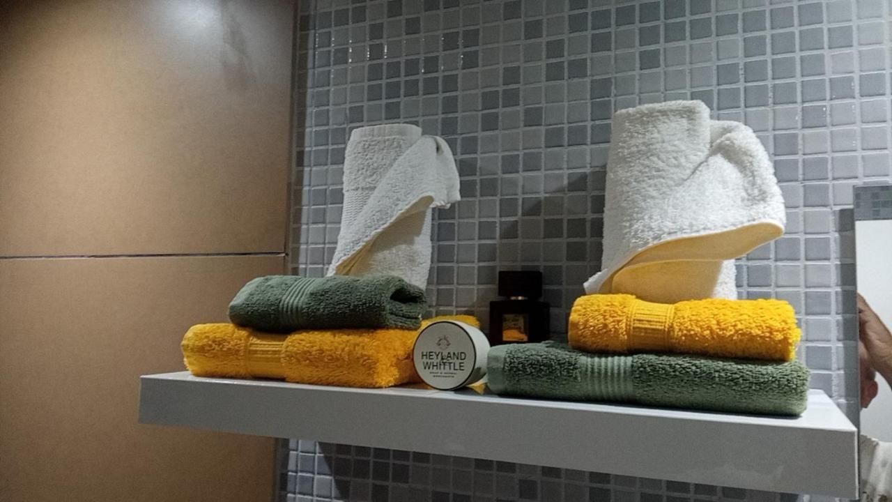 Superbe Appartement Avec Solarium Et Piscine Communautaire Roses Eksteriør bilde