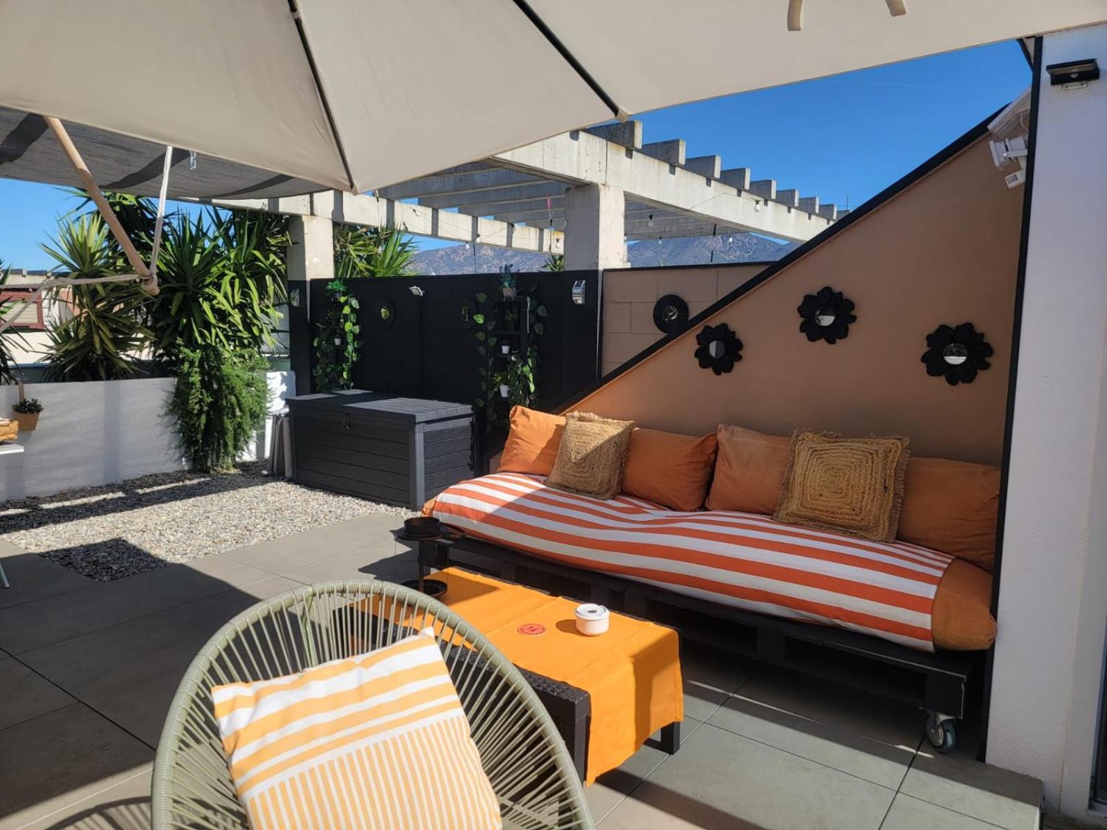 Superbe Appartement Avec Solarium Et Piscine Communautaire Roses Eksteriør bilde