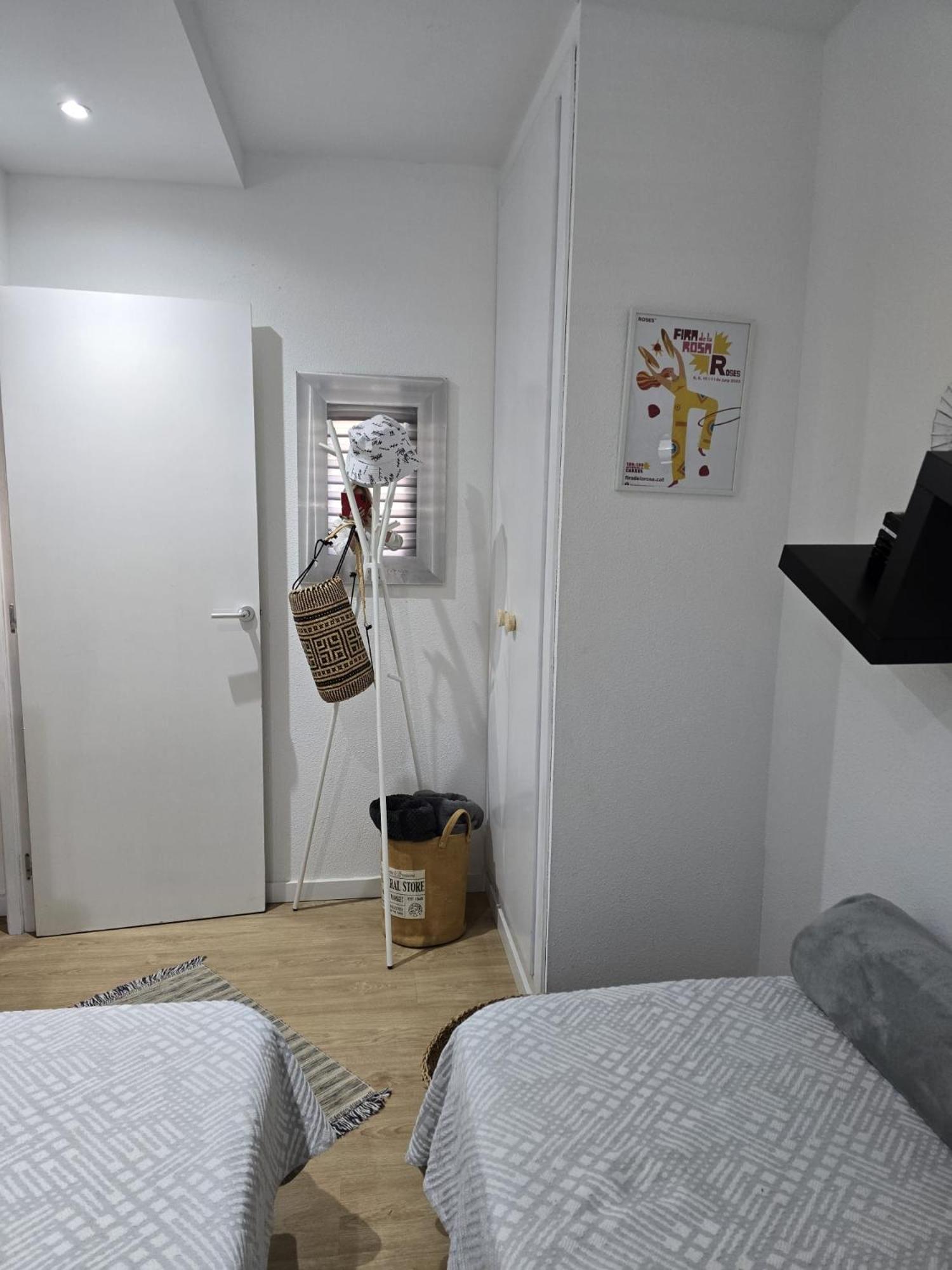 Superbe Appartement Avec Solarium Et Piscine Communautaire Roses Eksteriør bilde