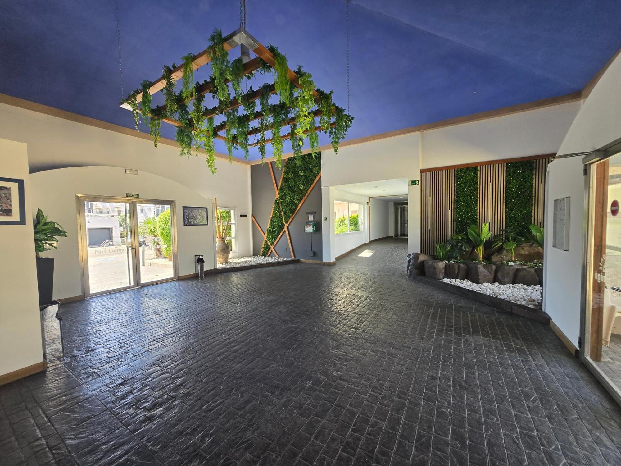 Superbe Appartement Avec Solarium Et Piscine Communautaire Roses Eksteriør bilde